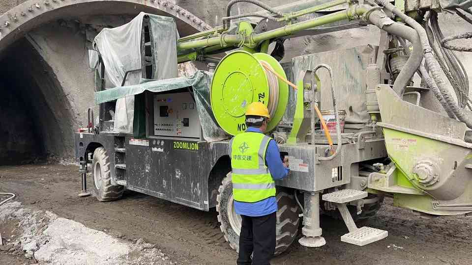 助建多个“世纪工程”，中联重科湿喷机展“先锋”实力_久阳机械