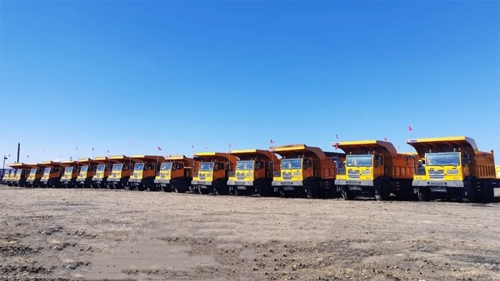 百台徐工110吨矿卡批量交付华北某特大型矿区_久阳机械