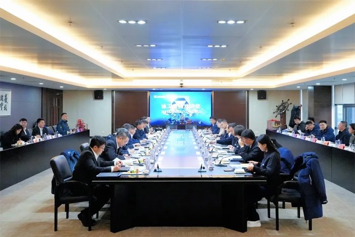 徐工集团与山东省港口集团签署战略合作协议_久阳机械