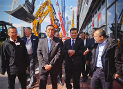 徐念沙会长到bauma 2025参观调研_久阳机械