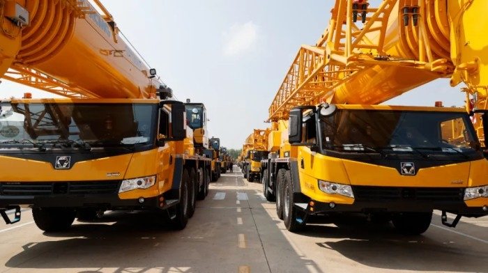 再启航！30余台徐工起重机，丝路赴中东_久阳机械