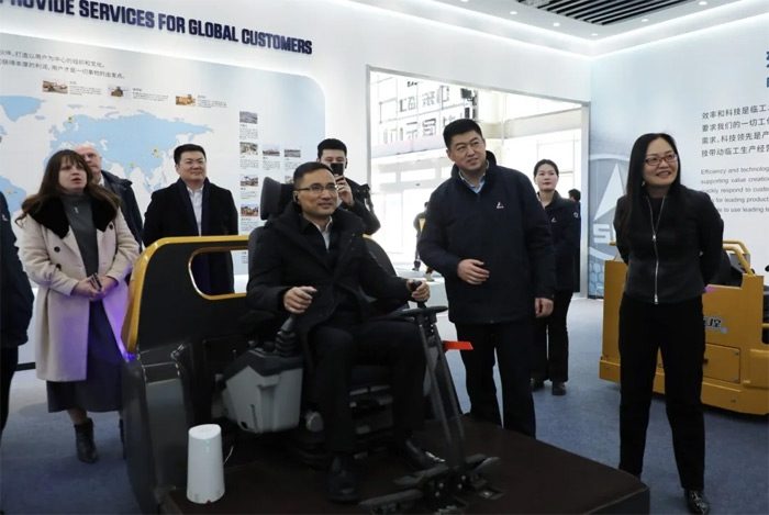 临工集团与物产中大元通汽车战略合作签约仪式举行_久阳机械