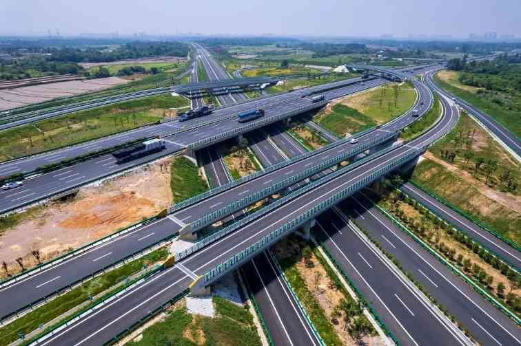从制造到智造！安徽高速公路为加快建设交通强国提供有力支撑_久阳机械