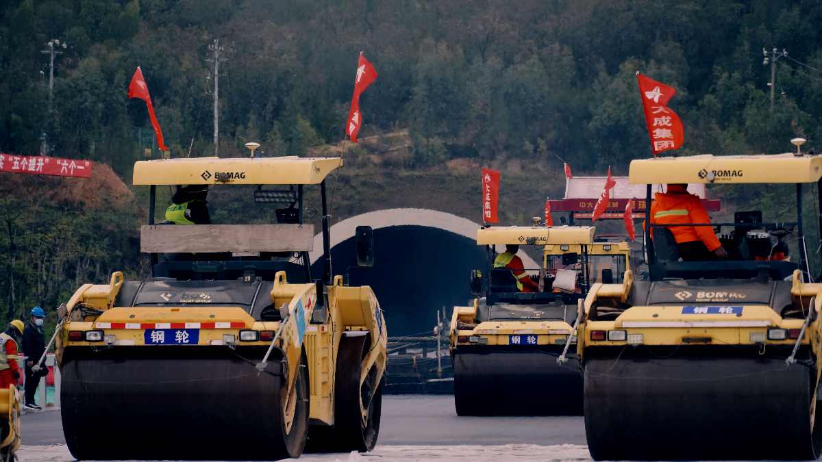 DSC07698(1)(1).png 大成集团翔安机场项目省级观摩会顺利召开