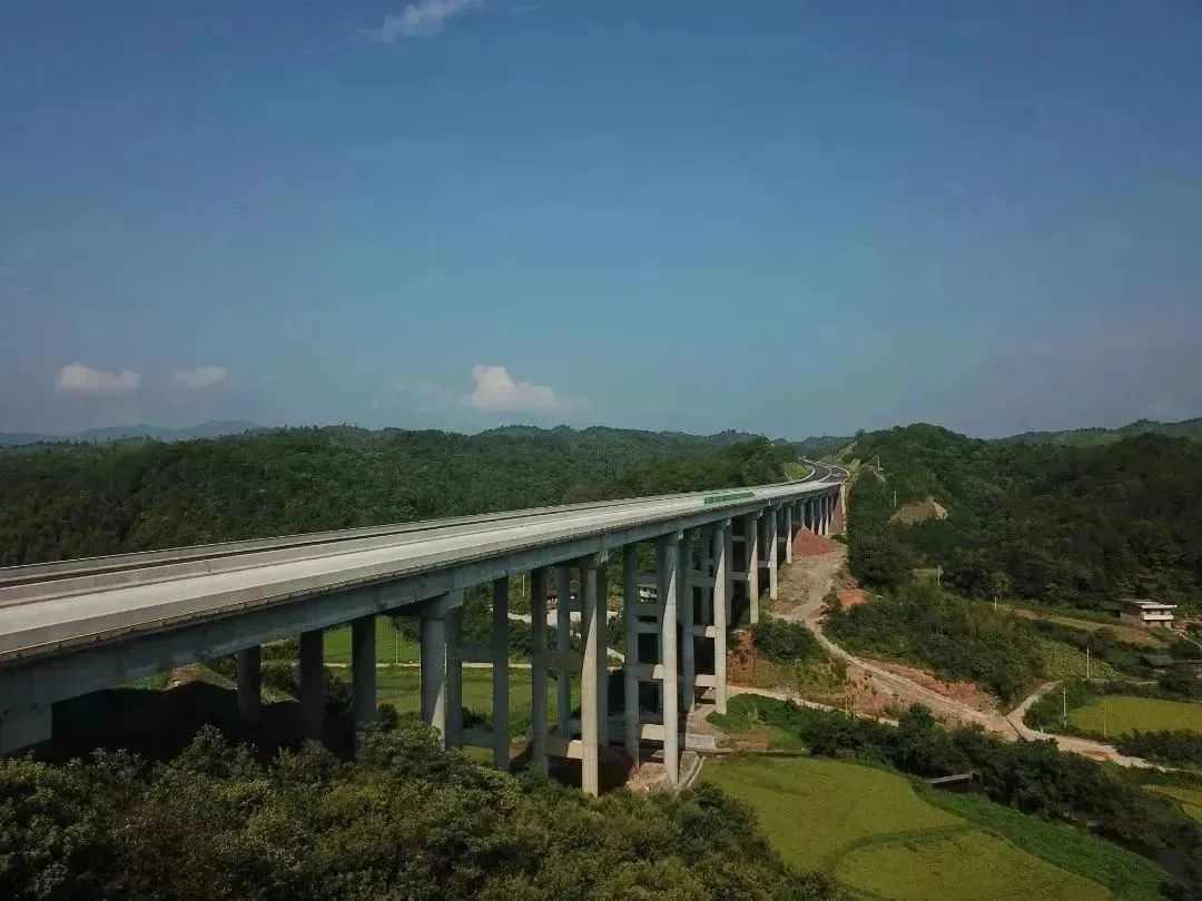 广吉.jpg 喜报|大成集团广吉项目获评2022年度杜鹃花奖