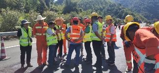 2.png 大成集团微表处项目观摩会顺利召开