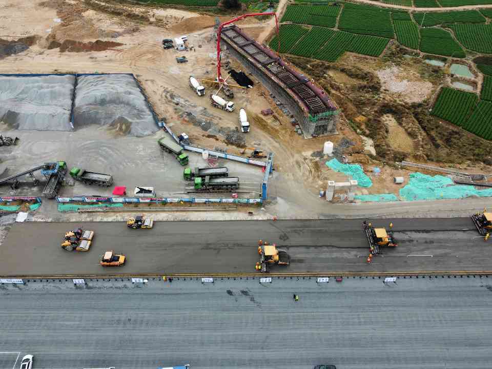 翔安机场高速公路工程精细化施工观摩会顺利召开