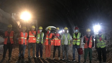 九绵项目照片2.png 喜报|九绵高速LJ4合同段甘沟隧道全线贯通