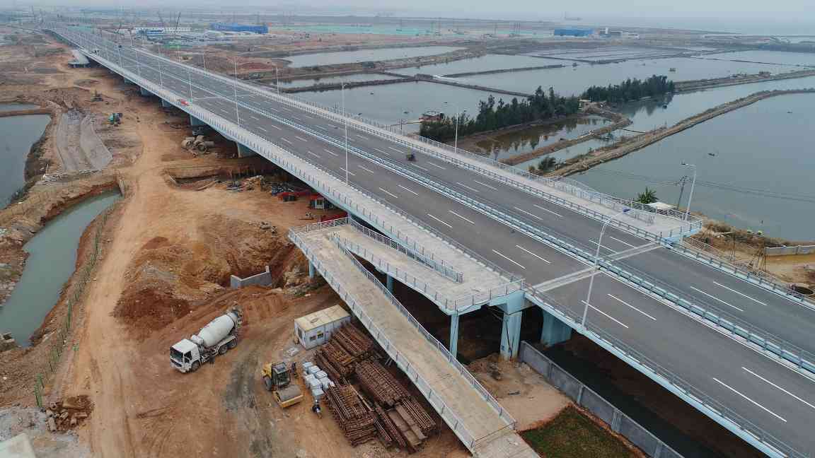 1.翔安湖大桥全貌.jpg 大成集团翔安西路项目荣获 福建省“闽江杯”优质工程奖