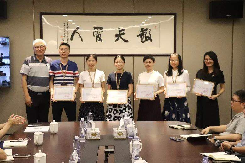 IMG_547337A0B18E-1.jpeg 华特控股集团“组织变革与领导力”咨询项目正式启动