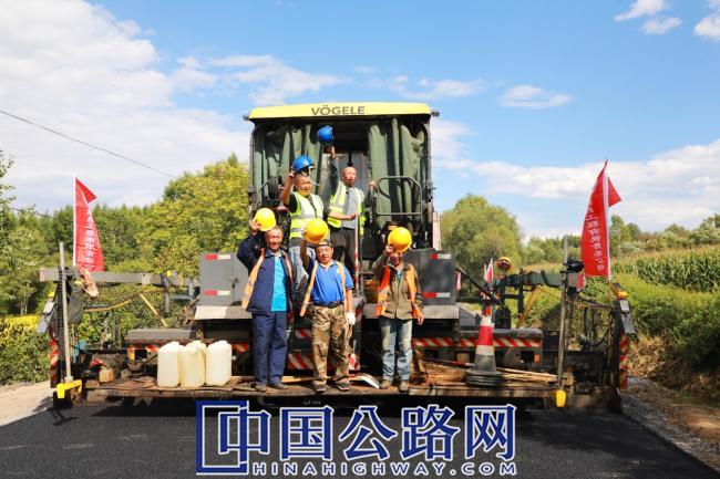 1766560730223732.jpg 【37】《完成最后“一米”的喜悦》.JPG