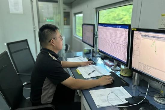 圆满“跨国恋”！这两名铁路人，回国结婚了｜火车·悦读_久阳机械