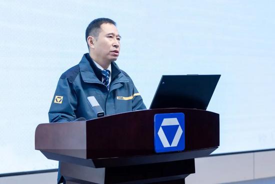 启新程 攀高峰 · 2026徐工道路营销工作会议聚势谋远，共赴征途_久阳机械