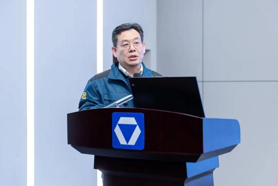 启新程 攀高峰 · 2026徐工道路营销工作会议聚势谋远，共赴征途_久阳机械
